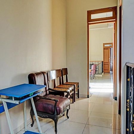 Spot On 91530 Sumpil Syariah Hotel Malang Ngoại thất bức ảnh