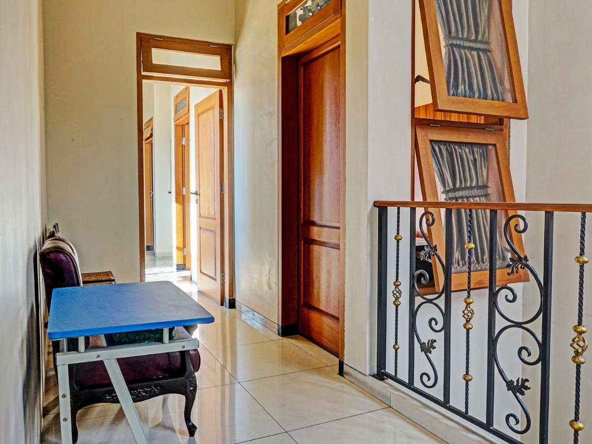 Spot On 91530 Sumpil Syariah Hotel Malang Ngoại thất bức ảnh