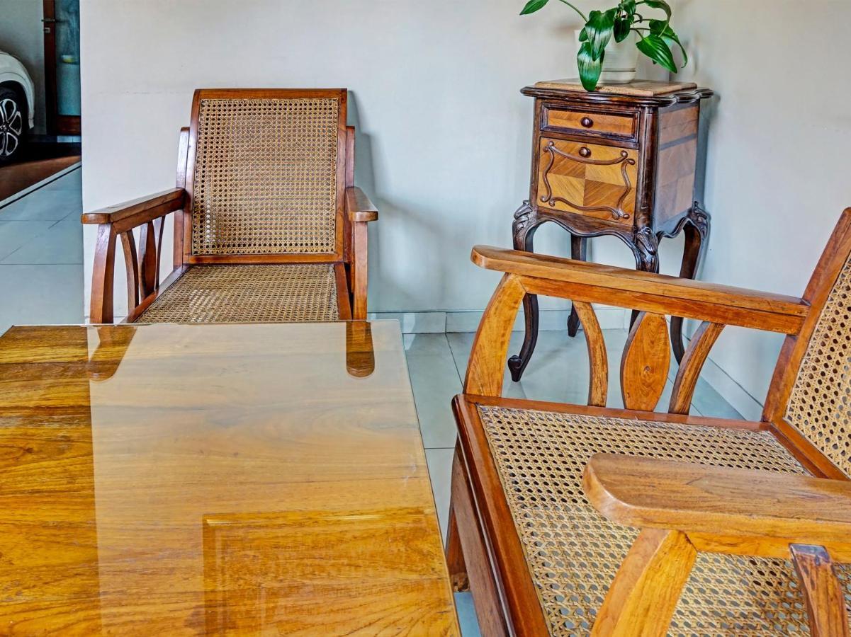 Spot On 91530 Sumpil Syariah Hotel Malang Ngoại thất bức ảnh